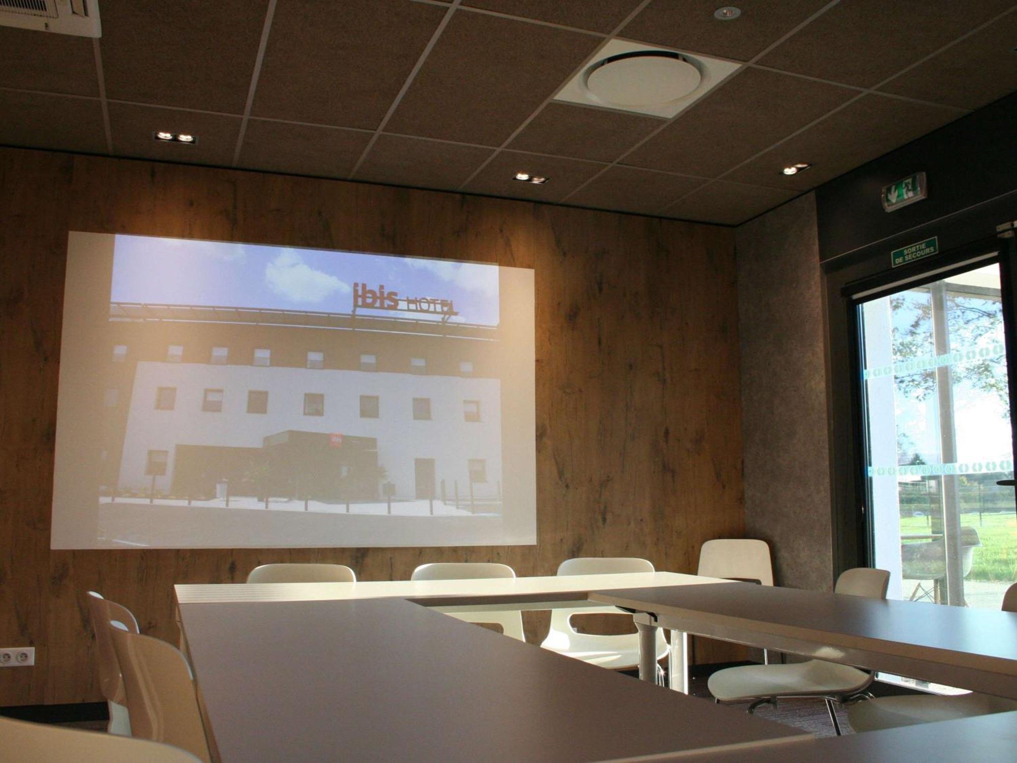 Ibis Montceau Les Mines Hotel Luaran gambar