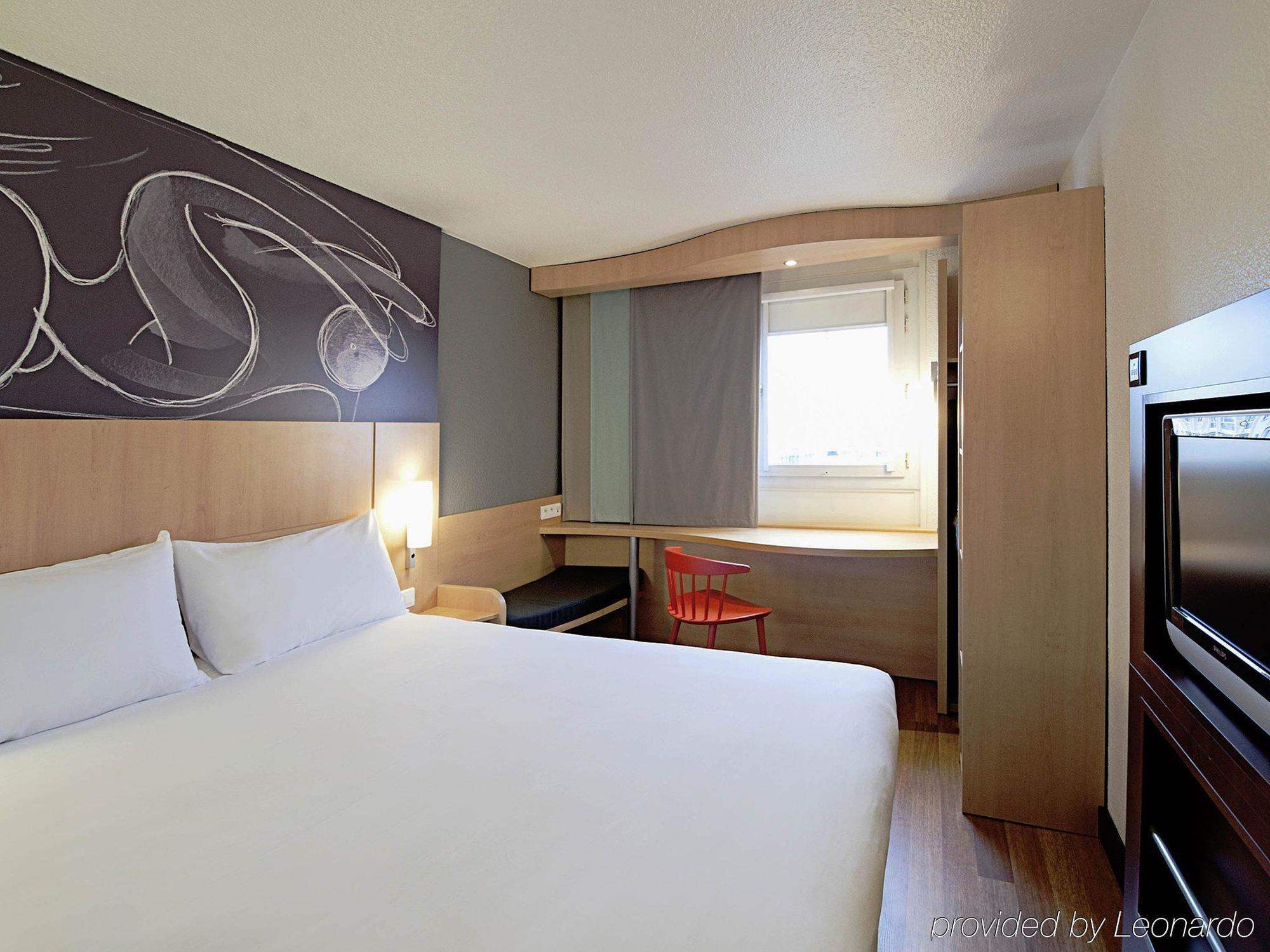 Ibis Montceau Les Mines Hotel Luaran gambar